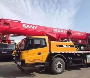 Grúa de camión móvil Sany STC50 Ton usada, capacidad de 50 toneladas, perfecto estado, PLC incluido, modelo China 2022 - Product Image 2