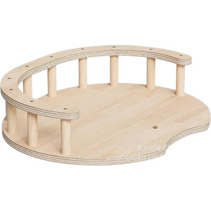 Plataforma de madera maciza para gatos con valla, diseño integrado de cama para gatos, postes de sisal resistentes al desgaste, área de descanso para mascotas. - Product Image 5