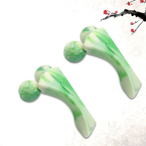 Masajeador facial en forma de Y, rodillo ABS verde para masaje de cara, cuello, cintura, piernas, espalda y pies con 2 cabezales redondos, uso manual - Product Image 1