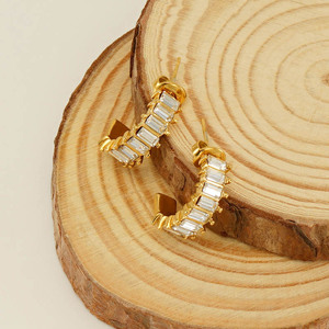 ZOGXIN U-Shaped Stud Earrings Gold 18K Channel Setting Geometric Party Fashion Jewelry - Product Image 3