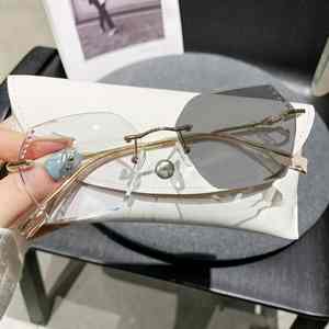 Gafas con Logotipo Personalizado 2025, Lentes de Moda que Cambian de Color, Anti Luz Azul, Sin Montura, Fotocromáticas, para Miopía, para Mujer y Hombre - Product Image 5