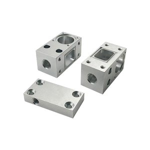 Üretici özelleştirilmiş yüksek hassasiyetli CNC işleme parçaları alüminyum paslanmaz çelik işleme torna freze torna CNC - Product Image 3