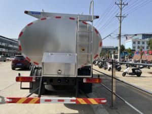 รถบรรทุกนมสด FAW J6L 4x2 240 แรงม้า ความจุ 10,000 ลิตร 11 ลูกบาศก์เมตร  ถังสแตนเลสเกรดอาหาร 304 สำหรับขนส่งนม - Product Image 6