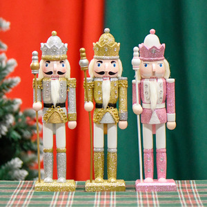 YUELIAN Ornements de Noël en gros, Casse-noisette en bois pailleté rose de 30 cm, artisanat décoratif pour fêtes et décorations intérieures - Product Image 1