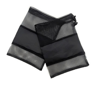 Sac en filet de polyester avec cordon de serrage et impression sérigraphique pour le rangement et les voyages - Product Image 5