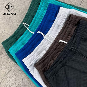 Vente en gros de fabricant de maillots de bain personnalisés Shorts avec cordons Pantalons de sport de plage d'été vierges Jogger Gym Shorts en nylon pour hommes - Product Image 4