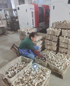 Полноразмерный Латунный Водяной шаровой кран со стальной ручкой с внутренней резьбой, доступный размер 1/2 \ "2" ручной масляной среды - Product Image 2