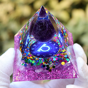 Pyramide en résine de cristal Libra, ornement de bureau à domicile, décoration Feng Shui, cadeau - Product Image 4