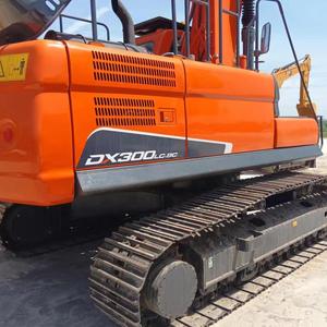 รถขุด Doosan DX300 มือสองคุณภาพสูง ปี 2023 ระบบไฮดรอลิกแบบตีนตะขาบ เกียร์ คาวาซากิ เครื่องยนต์ ปั๊ม มอเตอร์ วาล์ว - Product Image 2