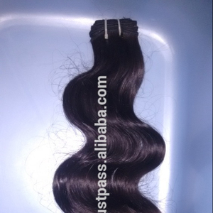 Extension de cheveux bruts non traités naturels ondulés en vrac. Tissage de cheveux humains de temple d'Inde. Cheveux Temple - Product Image 1