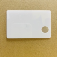 Carte PC personnalisée avec fenêtre transparente, impression UV holographique effet fantôme MCL/CLI et guilloche