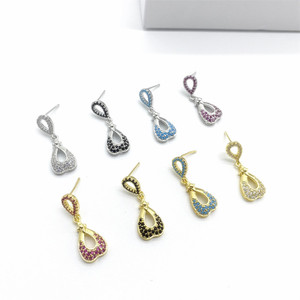 Pendientes colgantes con forma de corazón geométrico y piedras de circonio coloridas, joyería de aleación de zinc para fiesta para mujer - Product Image 1