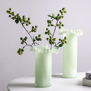 Juego de Jarrones de Vidrio Modernos Minimalistas con Rayas Verticales de Colores Pastel para Arreglos Florales Hidropónicos de Mesa - Product Image 4