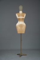 Mannequin en mousse plastique ajustable pour femme grande taille Shining Star 047, position debout, pour la couture