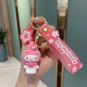 Llavero de PVC de Sakura con <span class=keywords><strong>Kuromi</strong></span> y Cinnamoroll de la serie Sakura - Colgante para bolso, pequeño premio para máquinas recreativas - Product Image 3