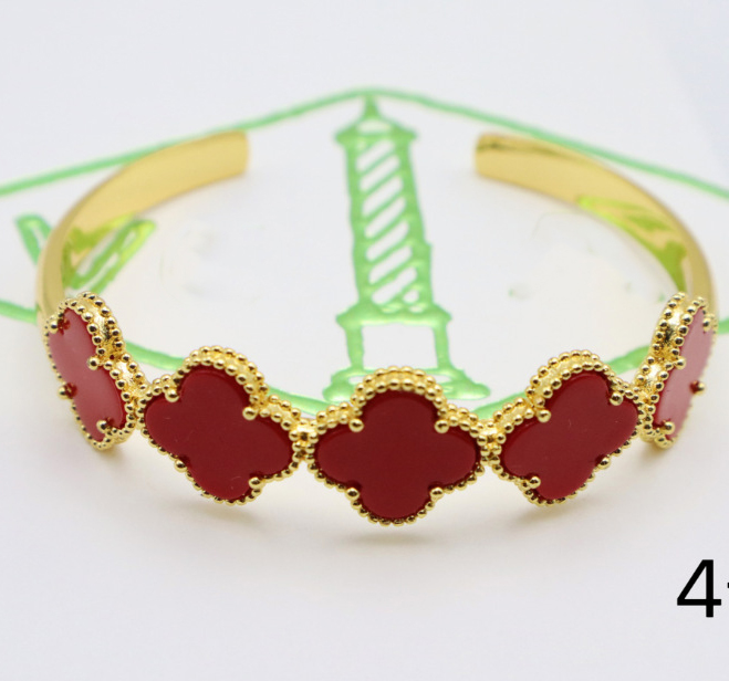 cuff bangle clover