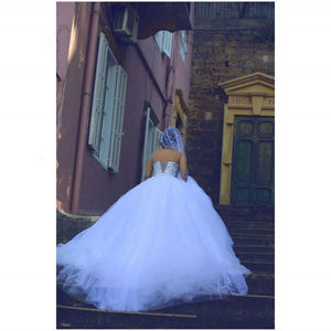 <span class=keywords><strong>Robe</strong></span> <span class=keywords><strong>de</strong></span> mariage blanche à manches longues et à lacets <span class=keywords><strong>robe</strong></span> <span class=keywords><strong>de</strong></span> <span class=keywords><strong>mariée</strong></span> sexy en <span class=keywords><strong>diamant</strong></span> <span class=keywords><strong>robe</strong></span> <span class=keywords><strong>de</strong></span> <span class=keywords><strong>mariée</strong></span> <span class=keywords><strong>de</strong></span> luxe pour femmes <span class=keywords><strong>robe</strong></span> <span class=keywords><strong>de</strong></span> bal vintage pour femmes - Product Image 4