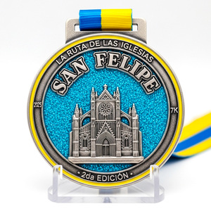 Medalla <span class=keywords><strong>de</strong></span> Finalista La Ruta <span class=keywords><strong>De</strong></span> Las Iglesias San <span class=keywords><strong>Felipe</strong></span> 7K con Cinta <span class=keywords><strong>de</strong></span> Esmalte Brillante y Diseño <span class=keywords><strong>de</strong></span> Catedral Gótica para Carreras por Rutas Religiosas - Product Image 1