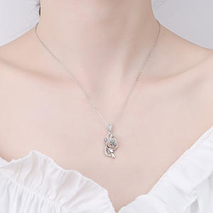 Vente en gros S925 collier en argent Sterling Moissanite diamant 0.5CT Moissanite Rose pendentif filles bijoux fins - Product Image 2