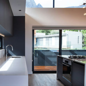 Grande <span class=keywords><strong>porte</strong></span> coulissante à double vitrage moderne et intelligente pour la <span class=keywords><strong>maison</strong></span> Imperméable et insonorisé pour l'intérieur et le jardin Matériau en verre - Product Image 4