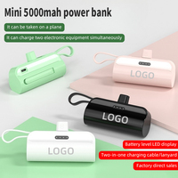 Cadeau promotionnel, mini batterie externe 4000mAh / 5000mAh, portable, avec support pliable intégré et câbles pour la plupart des smartphones courants