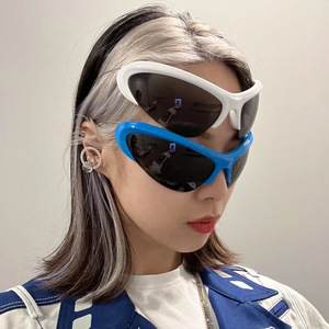 Customized Half Frame Sports <b>Sunglasses</b> Fashionable Hip-Hop Personalized Women's <b>Sunglasses</b> - Product Image 1
