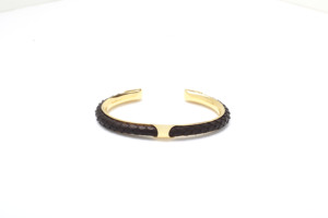 Bracelet ouvert unisexe en cuir de python véritable, acier inoxydable chirurgical 316L, plaqué or 18 carats par PVD sous vide, vente en gros d'usine <span class=keywords><strong>VIYA</strong></span> - Product Image 2