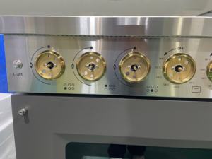 36 in. 5.5 cu. ft. 6 Burner <b>Electric</b> Range with Griddle in Stainless Steel & Cast lron Grates & Seamless Welded Oven Interior - Product Image 5