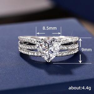 Q427 Anello di fidanzamento da donna con diamante taglio cuore in oro bianco, diamanti laterali naturali di colore G - Product Image 5