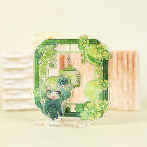 حامل أكريليك مخصص من Vograce بتصميم كرتوني شفاف مع طباعة، حامل أكريليك معلق بتصميم إكليل - Product Image 2