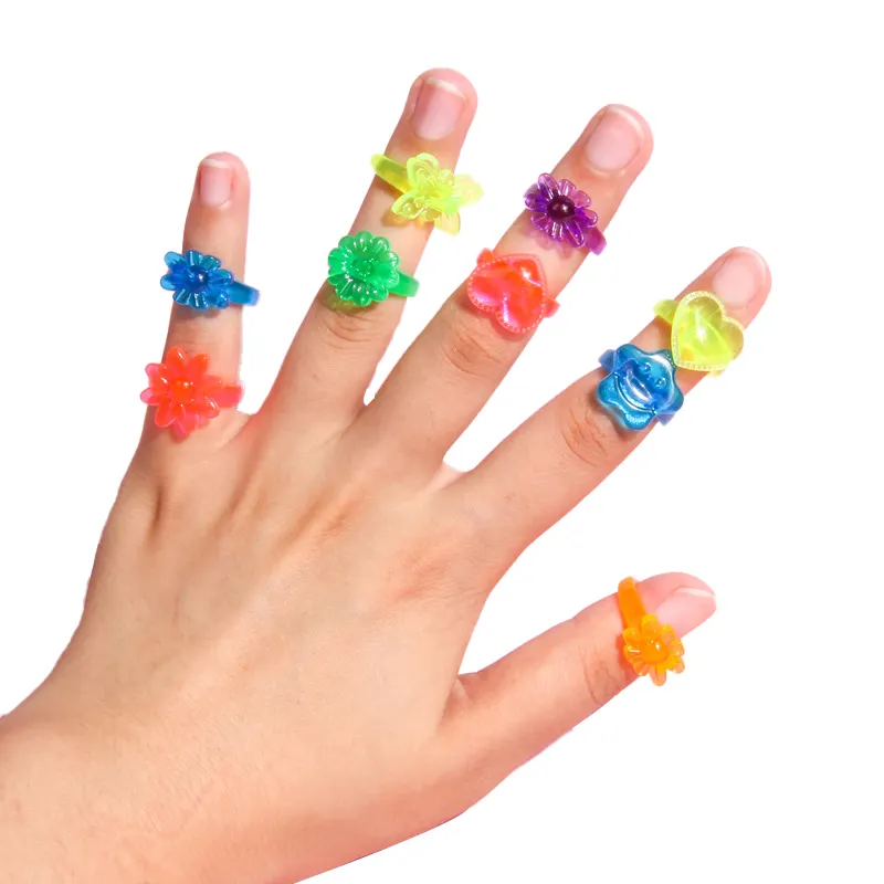 Offre Spéciale mignon coloré transparent bagues bijoux jouet pour petite fille