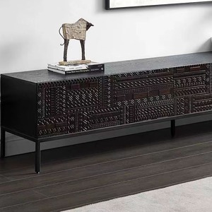 Meuble TV de luxe moderne sculpté à la main, console multimédia noire à motif tribal ethnique, buffet artisanal en bois massif - Product Image 2
