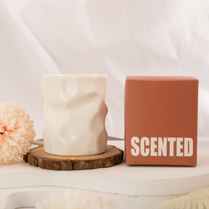 Bougie parfumée en tasse en céramique, cire de soja mélangée, décoration d'intérieur, article cadeau - Product Image 1