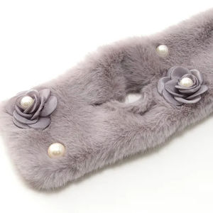 Bufanda de Felpa Cruzada para Mujer, Estilo Otoñal, Nueva, de Fibra de Poliéster, Gruesa, Linda, Cálida, Combinable con Todo, para Invierno - Product Image 3