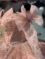 Robe de bal de Quinceañera rose moderne Mumuleo, grande taille, longueur au sol, avec sequins, nœud, dentelle, dos à lacets, taille naturelle, traîne longue