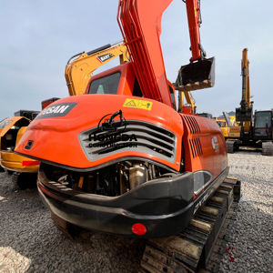 Doosan DX75-9C Pelle d'occasion Pelle sur chenilles Pelle d'occasion Japon Moteur DX75-9C - Product Image 1