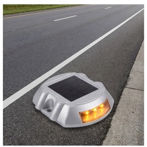 Delineateur de bord de voie haute luminosité, étanche, à LED solaire, en forme de fer à cheval, pour la signalisation routière résidentielle - Product Image 2