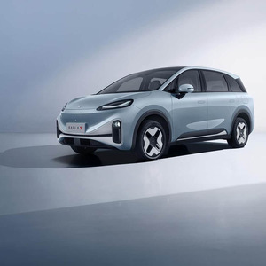 Extreme Arcfox Koala S EV SUV con Guida a Sinistra, Trazione Integrale, Batteria al Litio, 5 Porte, 5 Posti, Ricarica Rapida, Ampio Spazio, Pronto per la Spedizione - Product Image 1