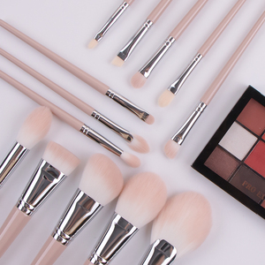 Juego de brochas de maquillaje para principiantes, color caqui claro, de lujo, vegana - Product Image 5