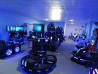 Simulateur de jeu VR interactif NINED, chaise rotative à 360 degrés, machine de mouvement intérieure, métal durable, capacité 100-500 kg, 3 places