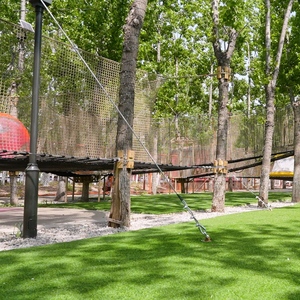 Ropecube - Fabricante de Parques de Juegos con Red de Cuerdas Personalizadas, Pista de Cuerdas de Madera, Equipo de Entretenimiento Comercial para Exteriores - Product Image 2