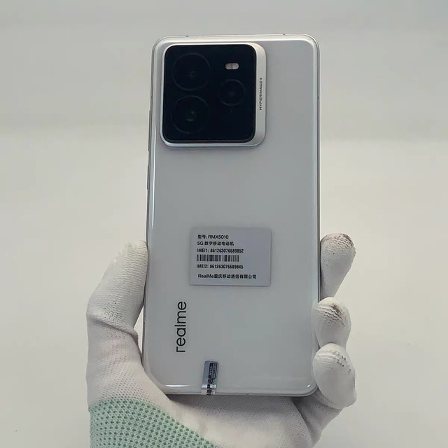 Original A+ Grade Realme GT 7 Pro Mobile Phone High Quality Game Phone 6500 Mah Battery