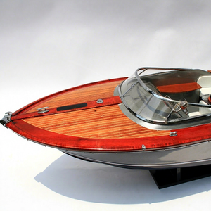 Modèle de bateau à moteur en bois RIVA AQUARAMA SILVER - Bateau artisanal de style nautique peint - Cadeau d'affaires - Product Image 1