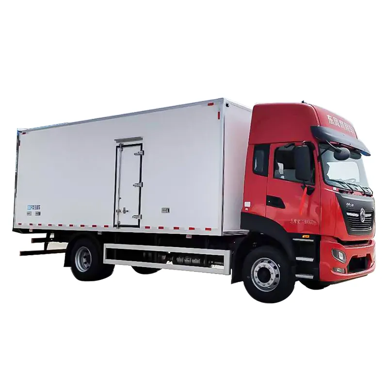 Truk berpendingin transportasi jarak jauh 6.8 meter, truk freezer sayuran, truk pengiriman susu