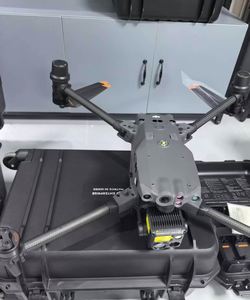 Matrice 30T Original Seguro y Confiable, Sensores de Visión Dual y ToF en Seis Lados, Receptor ADS-B Ofrece Alertas Oportunas - Product Image 3