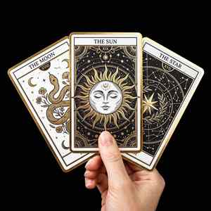Baraja de Tarot Cósmico Nebula de Lujo, Cartas del Oráculo con Marco Dorado, Fabricante Mayorista de Cartas de Adivinación con Núcleo Negro - Product Image 2