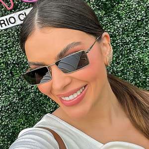 Lunettes de soleil rectangulaires à petite monture pour hommes et femmes, logo personnalisé, nouvelle mode 2025, UV400, en alliage, style carré - Product Image 1