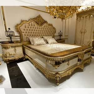 Letto Matrimoniale con Decorazioni in Foglia d'Oro, Stile Classico Francese, Realizzato in Tessuto Importato, Supporta la Consegna Globale e Regionale - Product Image 3