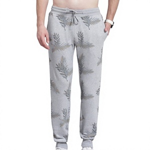Ensemble de survêtement à capuche pour homme, gris, imprimé floral, en coton, manches longues, coupe décontractée ample avec poches latérales pour la saison d'automne - Product Image 5
