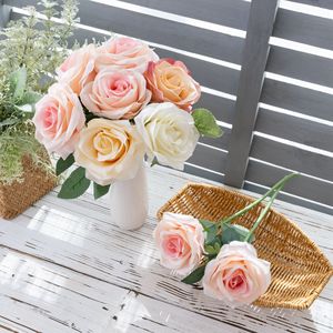 Rose artificielle Ai Qingrou à branche unique, imperméable, pour décoration de mariage, style INS, fleur artisanale - Product Image 1